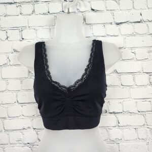 Ambrielle Size XL Black Lace V-Neck Wireless Bra